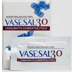 VASESAL 30 6 BUSTINE UNGUENTO CHERATOLITICO 2